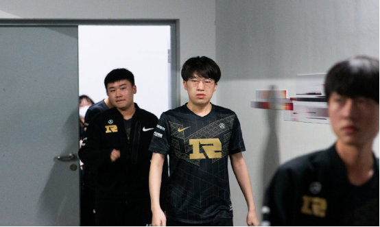 但现在已经 但现在已经